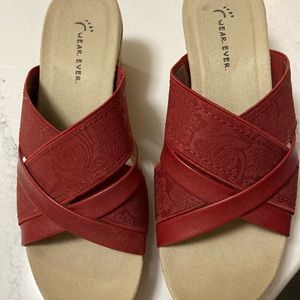 Like New! Wear Ever wedges